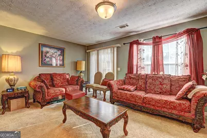 1015 Magnolia Gardens Walk, McDonough, GA 30253 - Photo 2