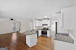 5546 NW Hurstcliffe Dr, Kennesaw, GA 30152 - Photo 10