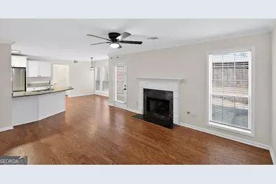 5546 NW Hurstcliffe Drive, Kennesaw, GA 30152 - Photo 8