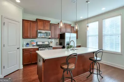 7205 Lowery Oak Drive, Roswell, GA 30075 - Photo 10