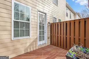 7205 Lowery Oak Dr, Roswell, GA 30075 - Photo 16