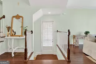 7205 Lowery Oak Dr, Roswell, GA 30075 - Photo 4