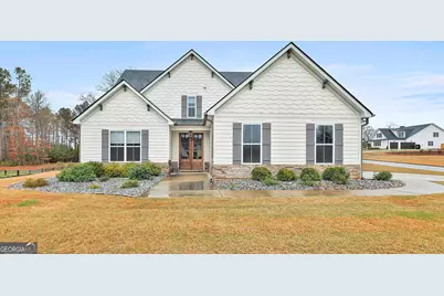 153 N Cove Drive, Newnan, GA 30263 - Photo 1