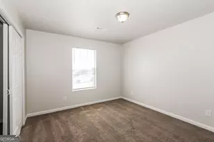 9430 Sleepy Hollow Ln, Jonesboro, GA 30238 - Photo 12