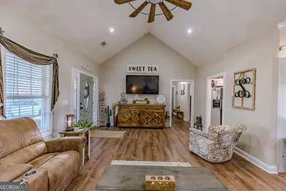 1200 Evergreen Circle, Eastman, GA 31023 - Photo 12