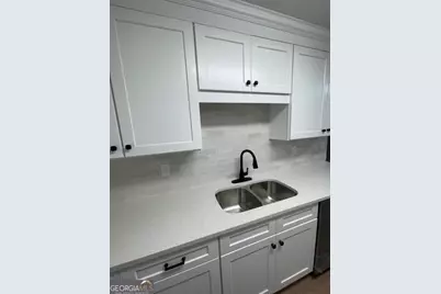 34 Canterbury Drive, Grantville, GA 30220 - Photo 6