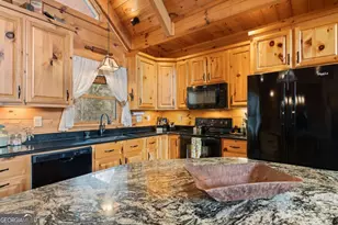 197 Cashes Valley Overlook, Cherrylog, GA 30522 - Photo 20