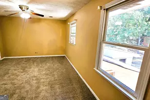 2713 Fieldstone Dr SE, Conyers, GA 30013 - Photo 10