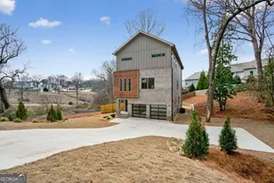 120 N Gwinnett St, Buford, GA 30518 - Photo 1