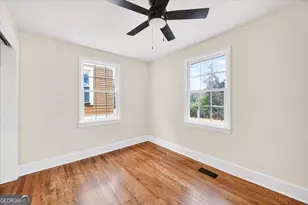 1049 Boulevard, Macon, GA 31211 - Photo 16