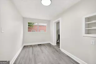 1049 Boulevard, Macon, GA 31211 - Photo 12