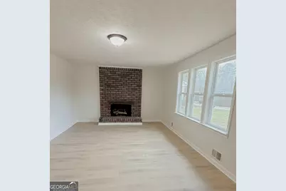 105 Woodbine Drive, Carrollton, GA 30117 - Photo 2