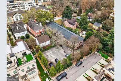 3668 Kingsboro Road NE, Atlanta, GA 30319 - Photo 16