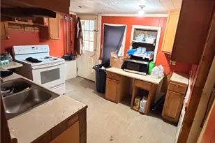 258 Persimmon St, Toccoa, GA 30577 - Photo 6