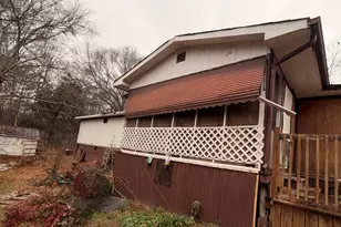 258 Persimmon St, Toccoa, GA 30577 - Photo 4