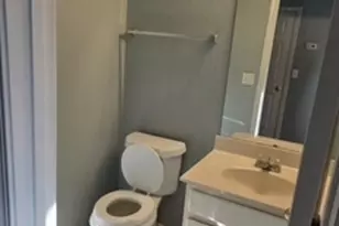 321 Brookview Dr, Riverdale, GA 30274 - Photo 4