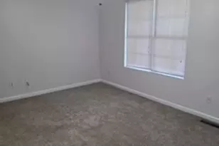 1364 Hollenbeck Ln, Riverdale, GA 30296 - Photo 6