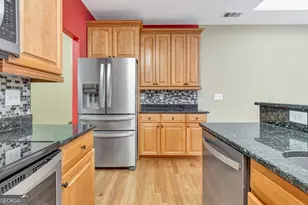 403 Commonwealth Cir, Newnan, GA 30263 - Photo 18