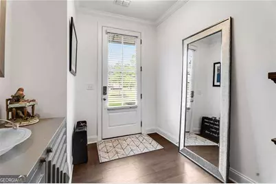 6635 Beacon Drive, Sandy Springs, GA 30328 - Photo 6