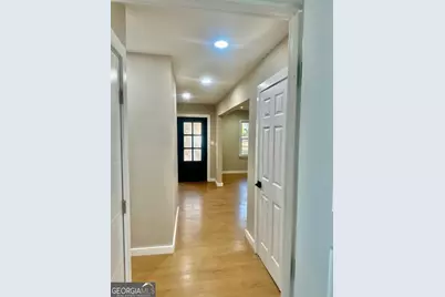 481 Hammond Drive, Sandy Springs, GA 30328 - Photo 4