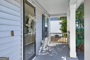 7 Chandler Bluff Dr, Savannah, GA 31407 - Photo 2