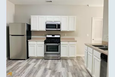 221 Southwind Lane, Newnan, GA 30265 - Photo 4