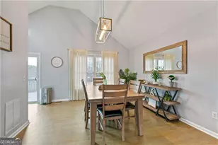 2437 Pondside Pl NE, Marietta, GA 30062 - Photo 8