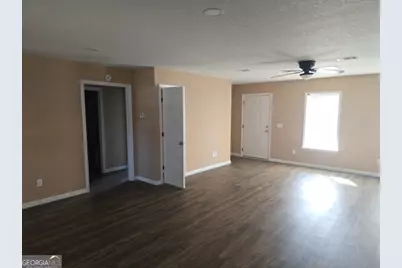 2004 Windsor Avenue, Nashville, GA 31639 - Photo 8