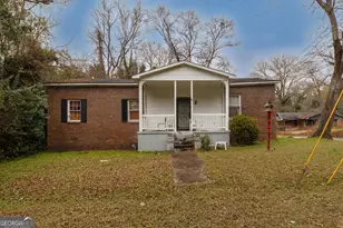 1174 Davis St E, Macon, GA 31211 - Photo 1