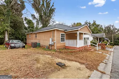 1154 Davis Circle, Macon, GA 31211 - Photo 2