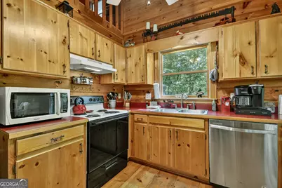 135 Tomahawk Trail, Blue Ridge, GA 30513 - Photo 32