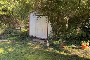 246 Woodvale St, Clarkesville, GA 30523 - Photo 6