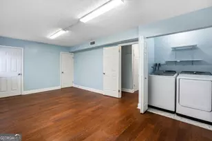 1918 Valley Ridge Dr SW, Atlanta, GA 30331 - Photo 50