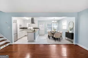 1918 Valley Ridge Dr SW, Atlanta, GA 30331 - Photo 18