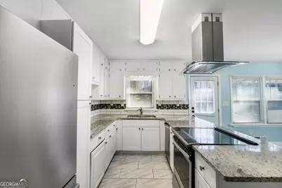 1918 Valley Ridge Drive SW, Atlanta, GA 30331 - Photo 28