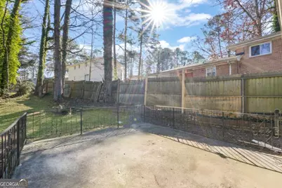 1918 Valley Ridge Drive SW, Atlanta, GA 30331 - Photo 10