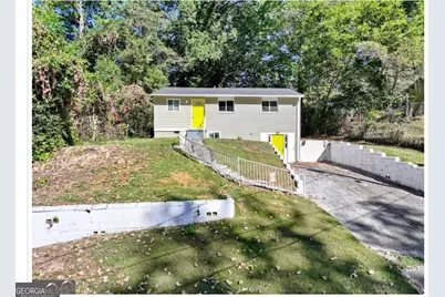 477 Fairlane Circle NW, Atlanta, GA 30331 - Photo 1