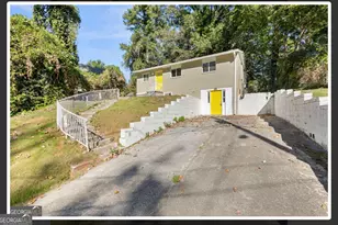 477 Fairlane Cir NW, Atlanta, GA 30331 - Photo 6