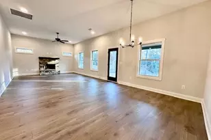 213 Perkins Place Dr, Hogansville, GA 30230 - Photo 8