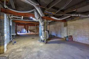 201 Dundee Lake Rd, Griffin, GA 30223 - Photo 8