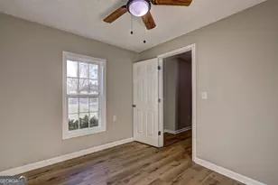 201 Dundee Lake Rd, Griffin, GA 30223 - Photo 28