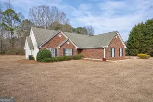 1071 Vanessa Ave, Bogart, GA 30622 - Photo 2