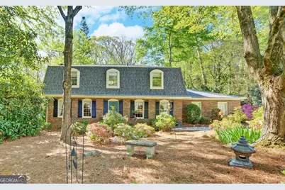 84 Oak Creek Circle, Toccoa, GA 30577 - Photo 2