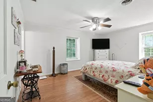 84 Oak Creek Cir, Toccoa, GA 30577 - Photo 14