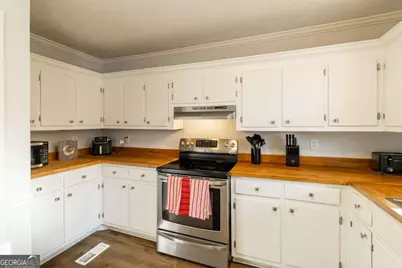 108 Southview Drive, Monroe, GA 30655 - Photo 6