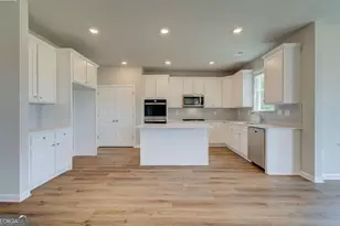 266 Arnewood Cir, McDonough, GA 30253 - Photo 14