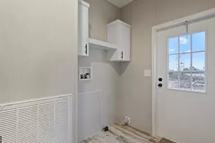 735 Hires Rd, Jesup, GA 31545 - Photo 26