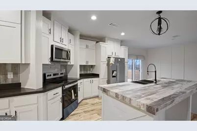 735 Hires Road, Jesup, GA 31545 - Photo 10