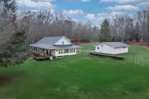 221 Hunter Ln, Marble, NC 28905 - Photo 2