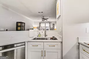 10 Perimeter Summit Blvd NE, Atlanta, GA 30319 - Photo 14